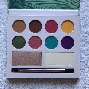 Laura Sanchez Moods Eyeshadow & Face Palette